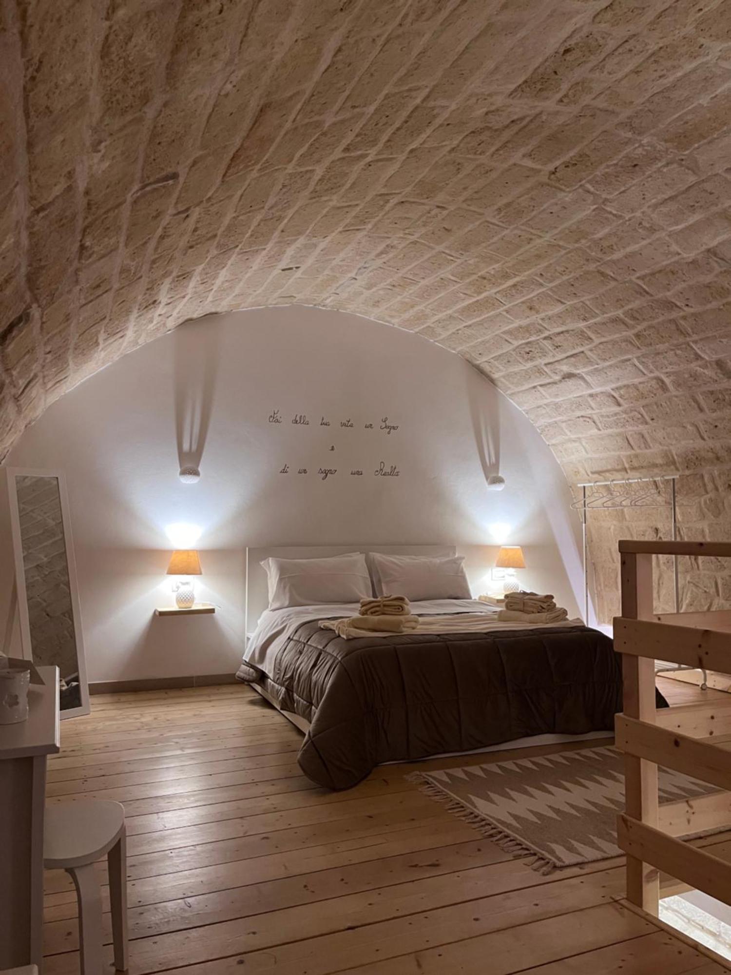 Epoca Suite House Trani Exterior foto